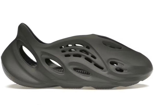 Yeezy Foam Runner Carbon
