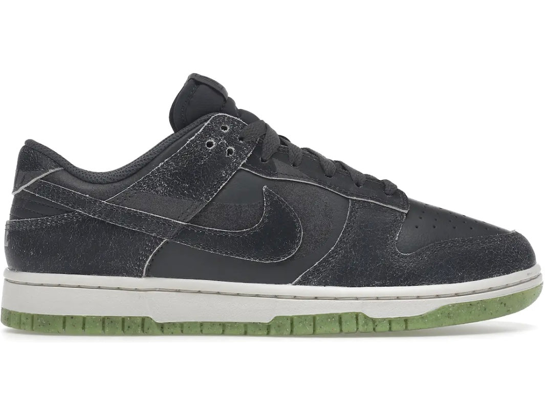 Nike Dunk Low Halloween (2022)